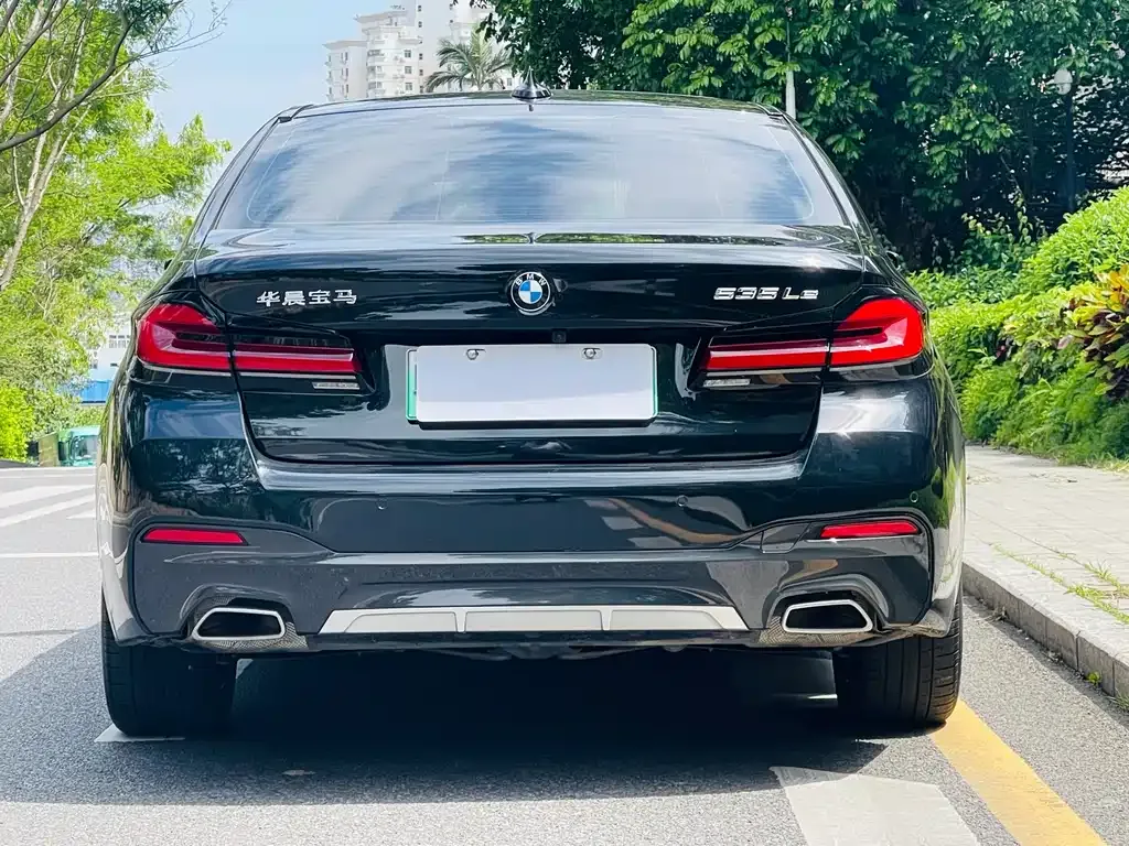 BMW 5 Series New Energy — фото 5
