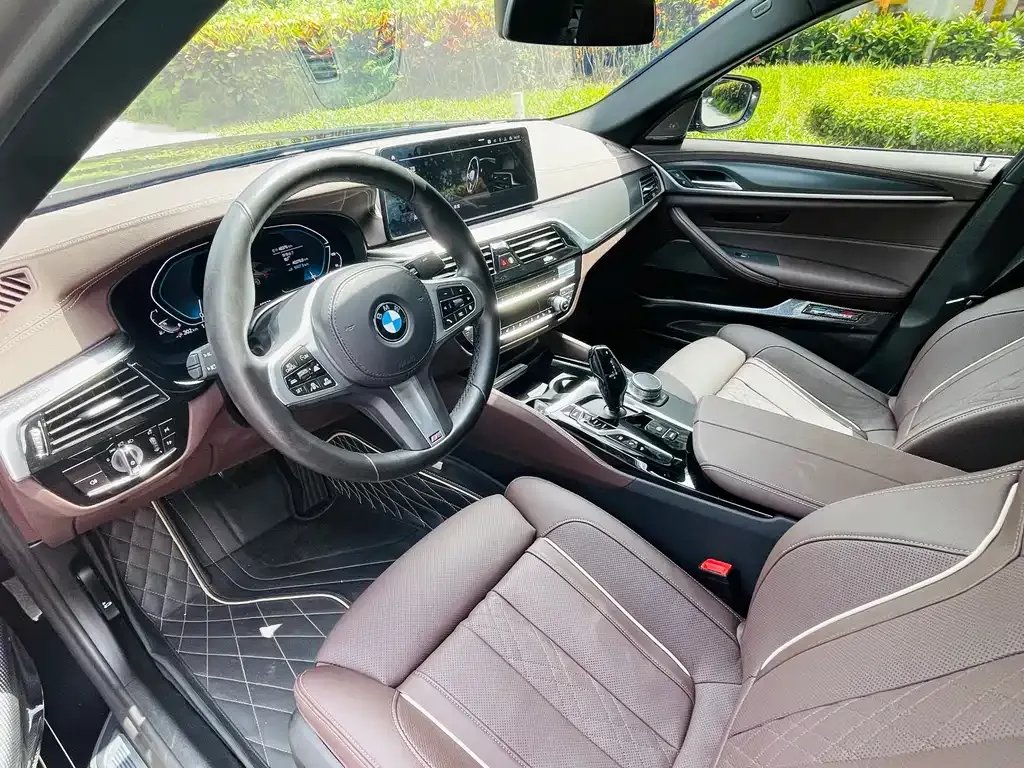 BMW 5 Series New Energy — фото 3