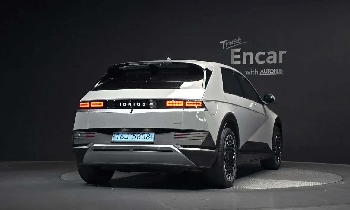 Hyundai Ioniq5 — фото 3