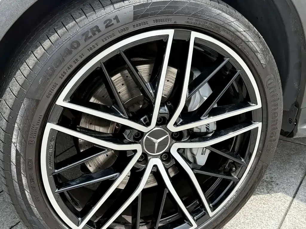 Mercedes-Benz GLC AMG — фото 10