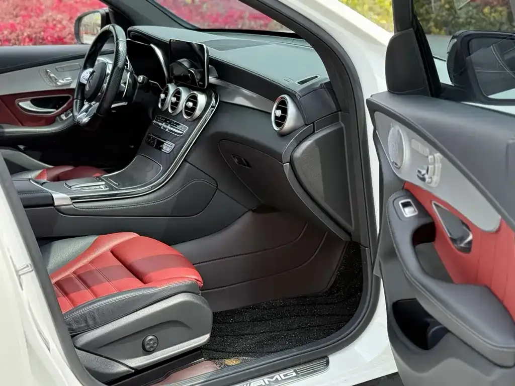 Mercedes-Benz GLC AMG — фото 3