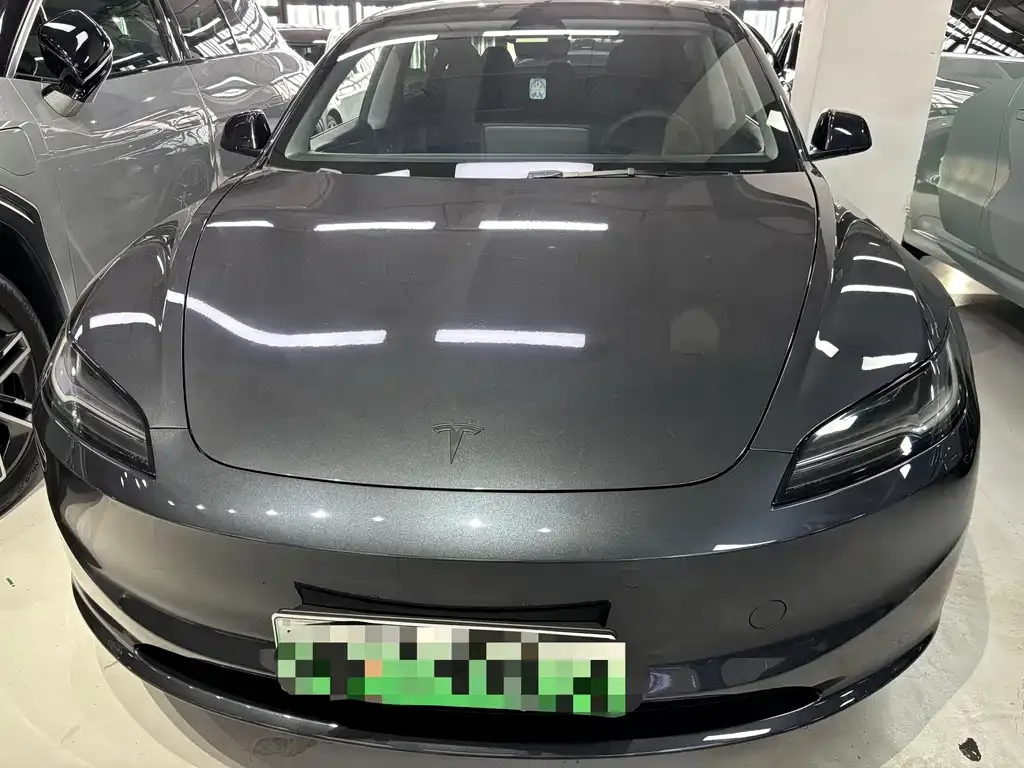 Tesla Model 3 — фото 8