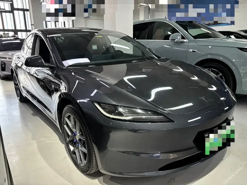 Tesla Model 3 — фото 6