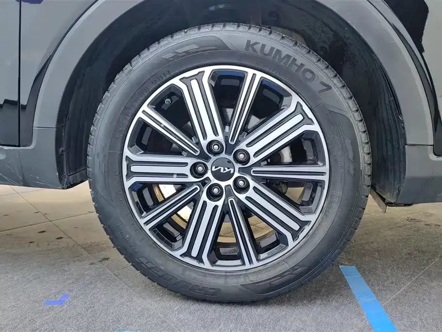 Kia Sportage — фото 9