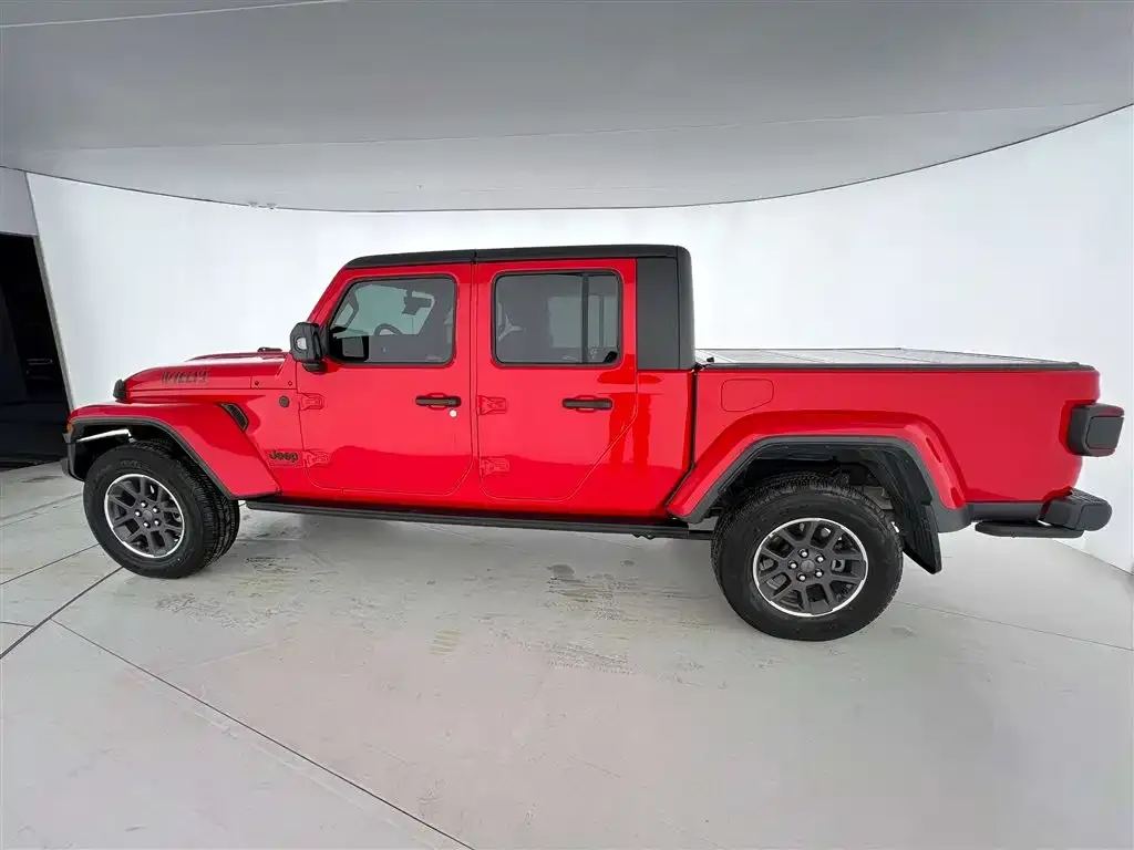 Jeep Gladiator — фото 6