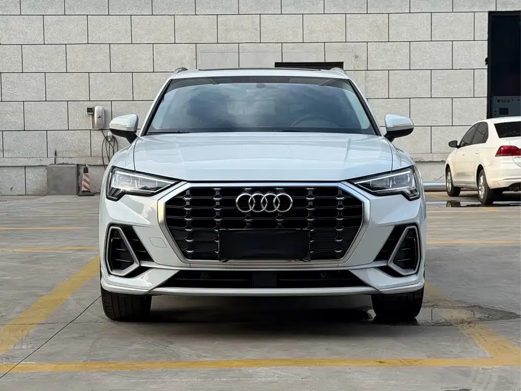 Audi Q3 — фото 3