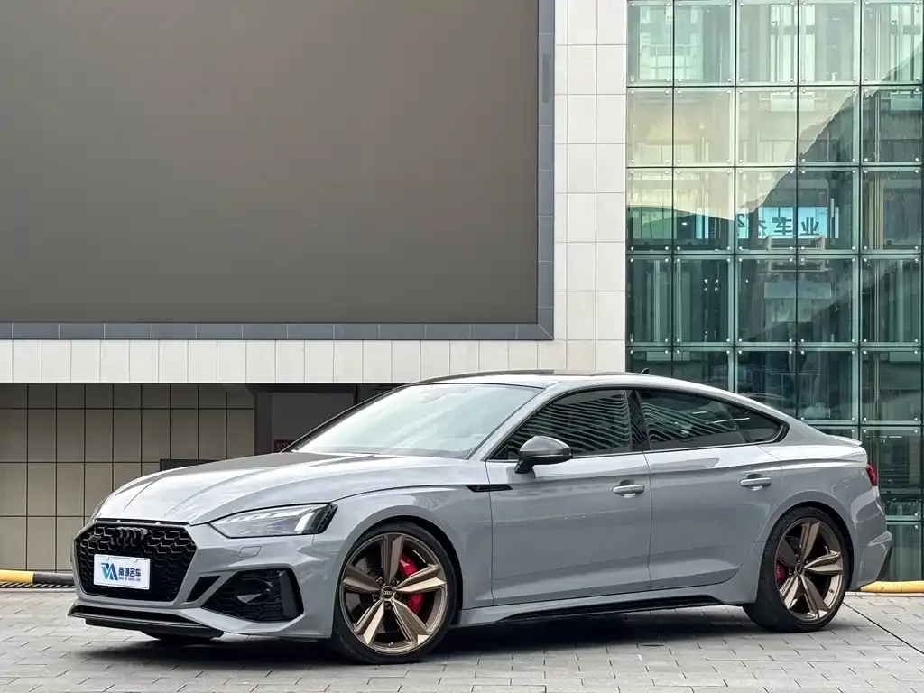 Audi RS 5 — фото 1