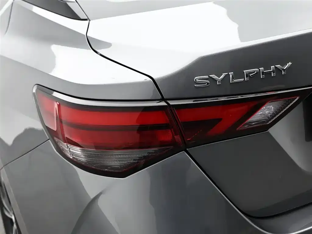 Nissan Sylphy — фото 6