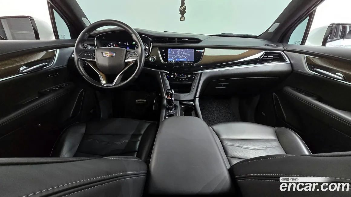 Cadillac XT6 — фото 7