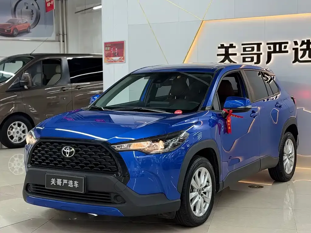 Toyota Corolla Cross — фото 9