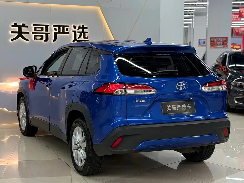 Toyota Corolla Cross — фото 7