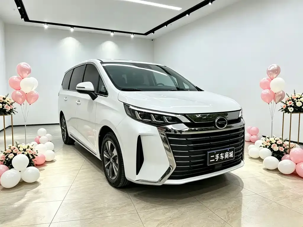 GAC Motor Trumpchi M6 — фото 1