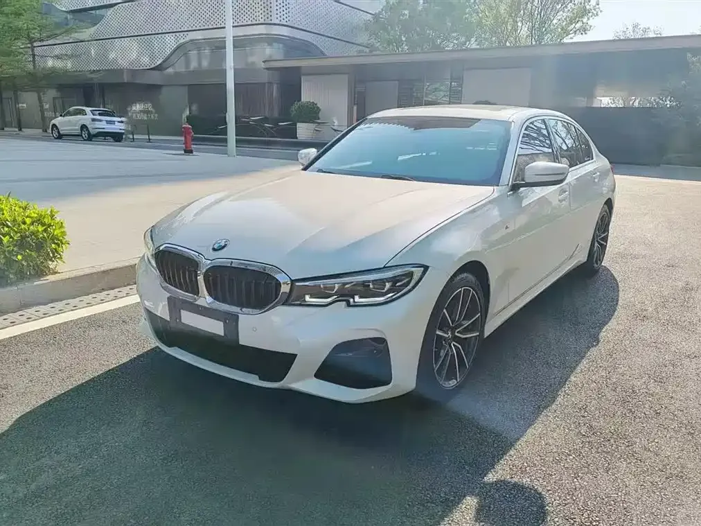 BMW 3 Series — фото 1