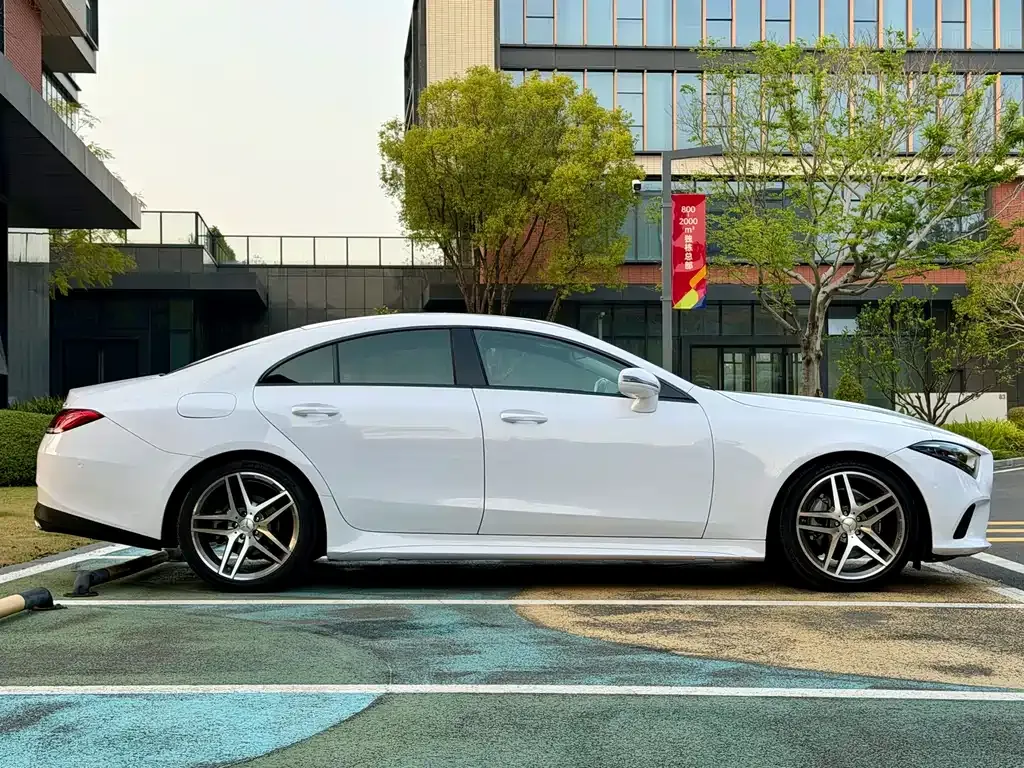 Mercedes-Benz CLS — фото 5