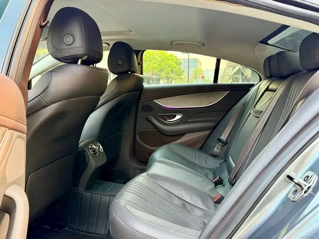 Mercedes-Benz CLS — фото 7