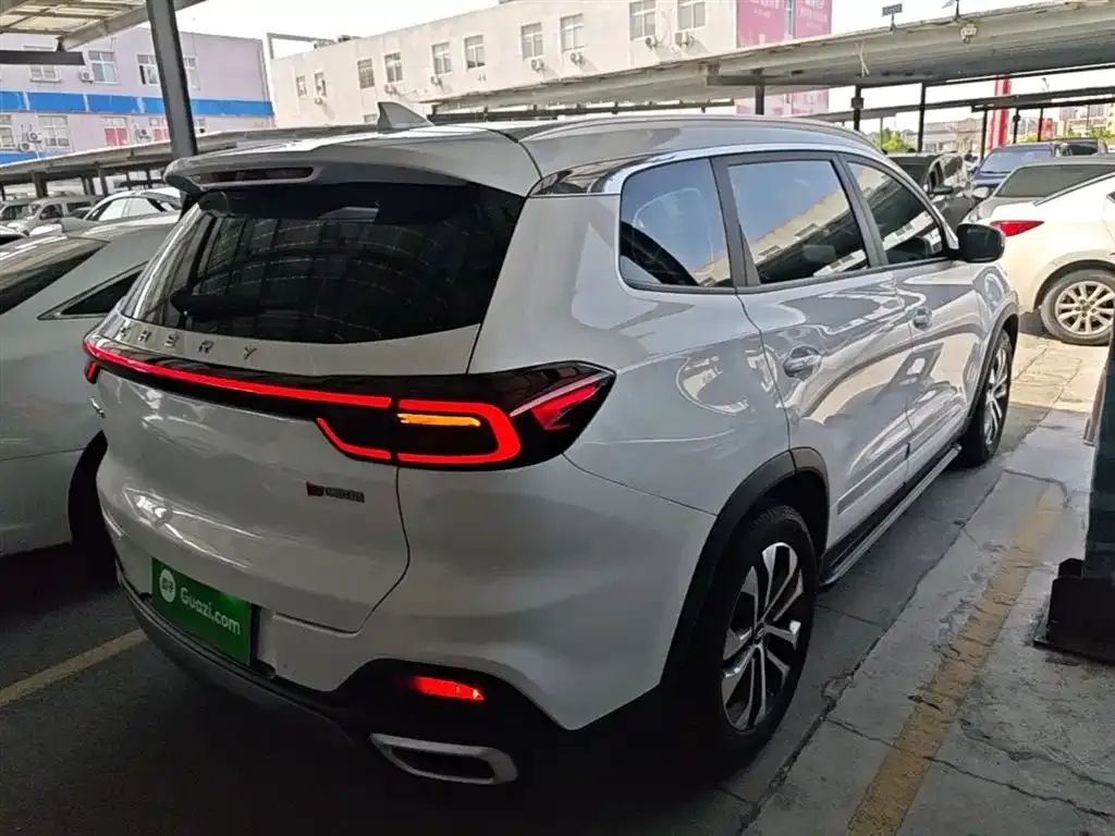 Chery Tiggo 8 — фото 2