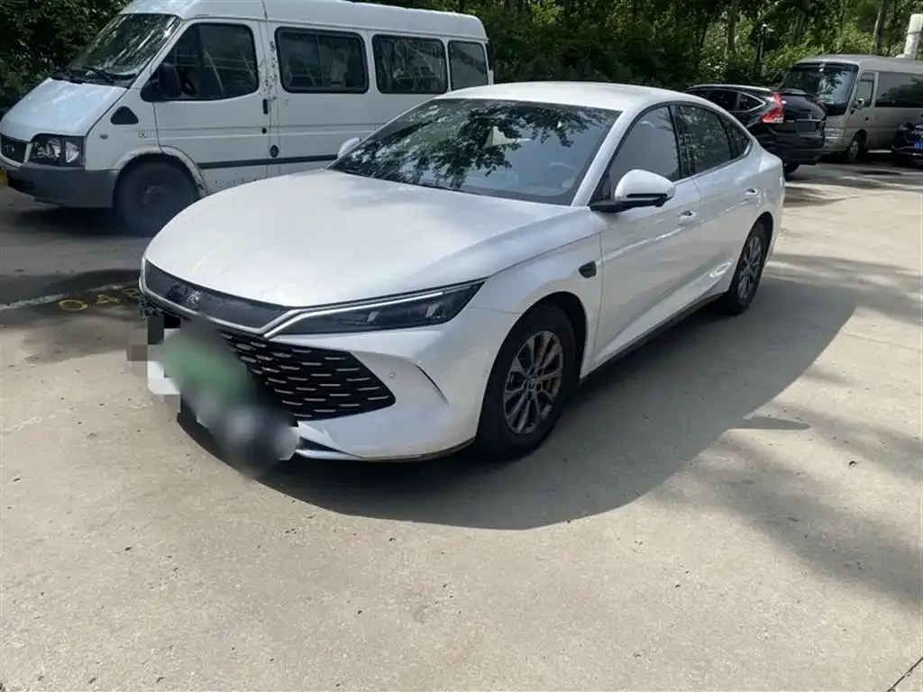 BYD Qin L — фото 1