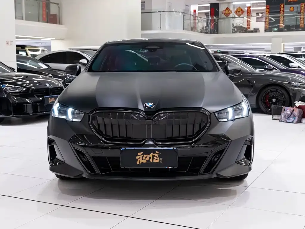 BMW 5 Series (Import) — фото 2