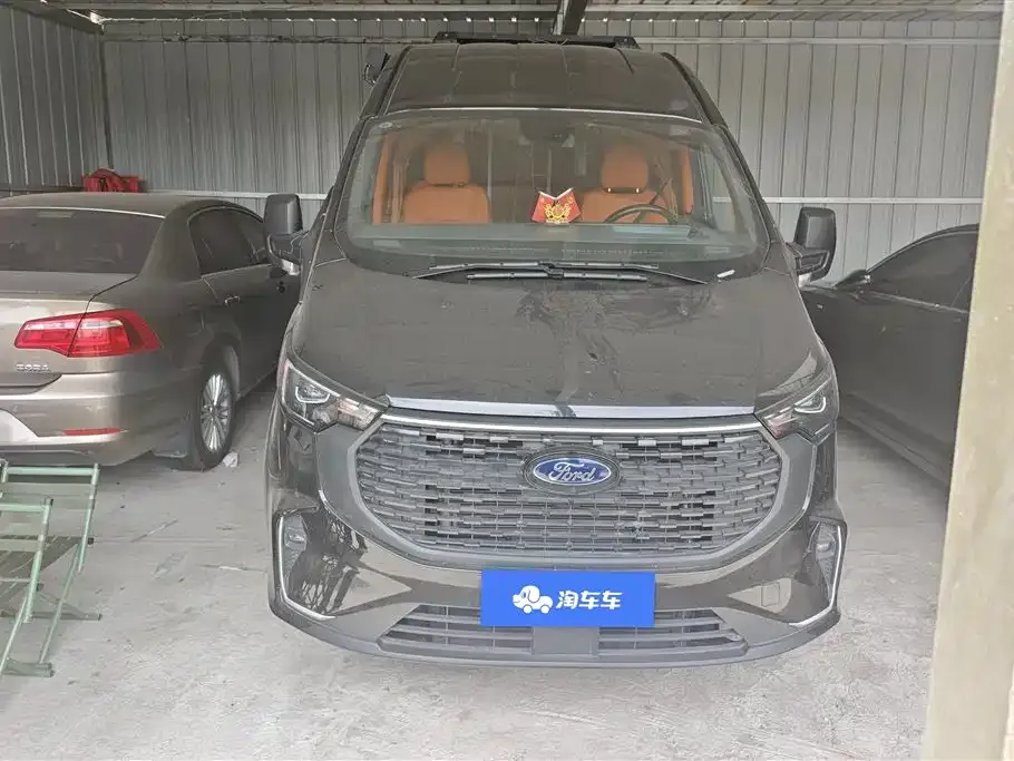 Ford Tourneo — фото 6