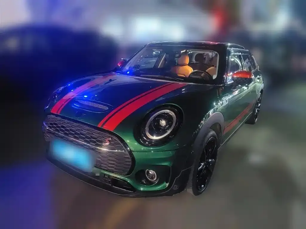 MINI Clubman — фото 7