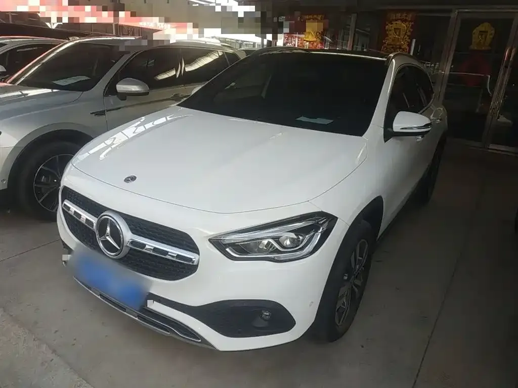 Mercedes-Benz GLA — фото 8