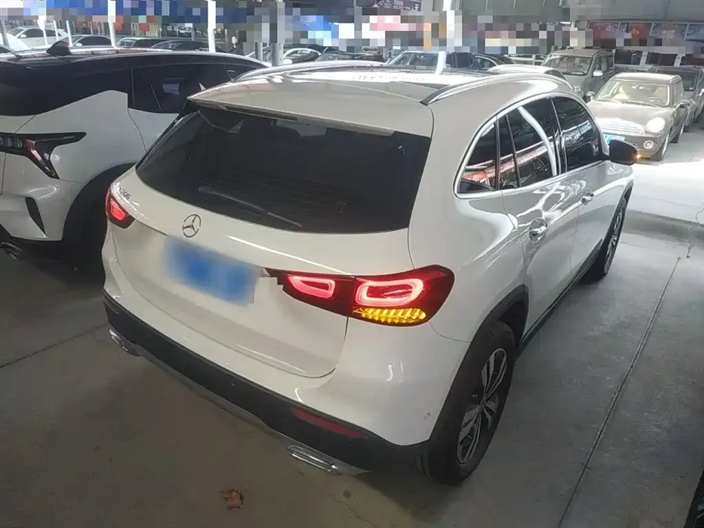 Mercedes-Benz GLA — фото 4