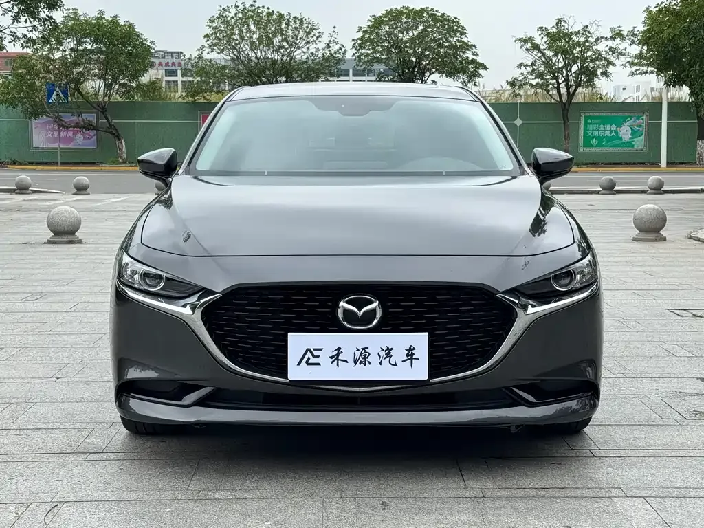 Mazda 3 Axela — фото 10