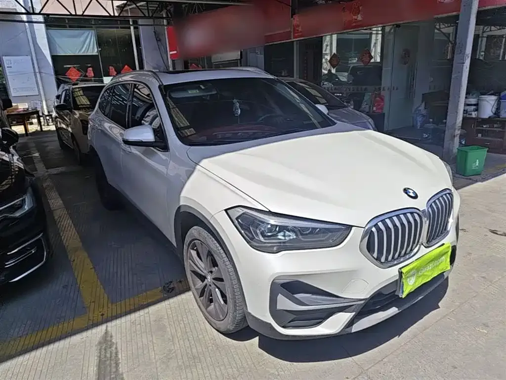 BMW X1 — фото 2