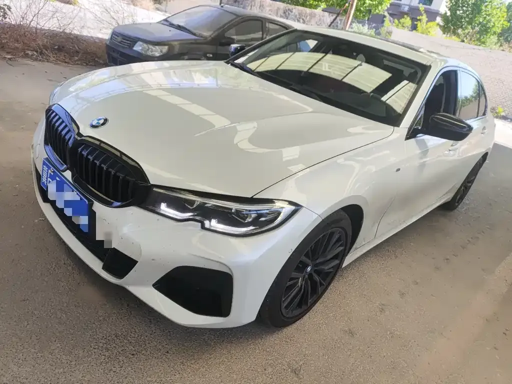 BMW 3 Series — фото 1