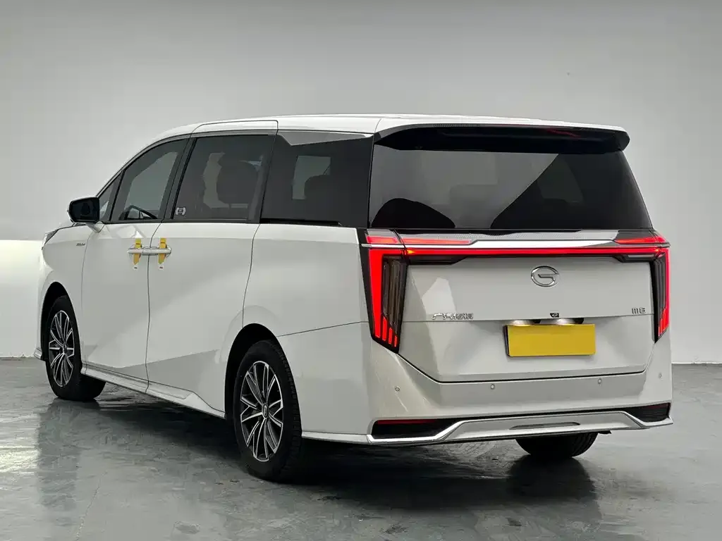 GAC Motor Trumpchi M8 — фото 10