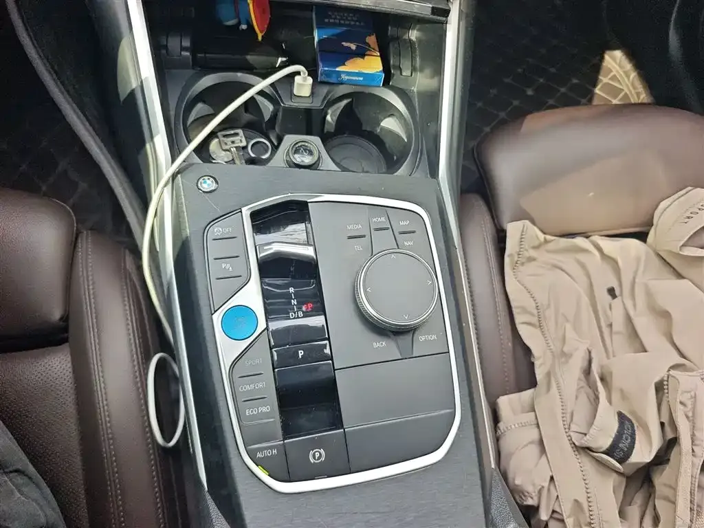 BMW i3 — фото 8