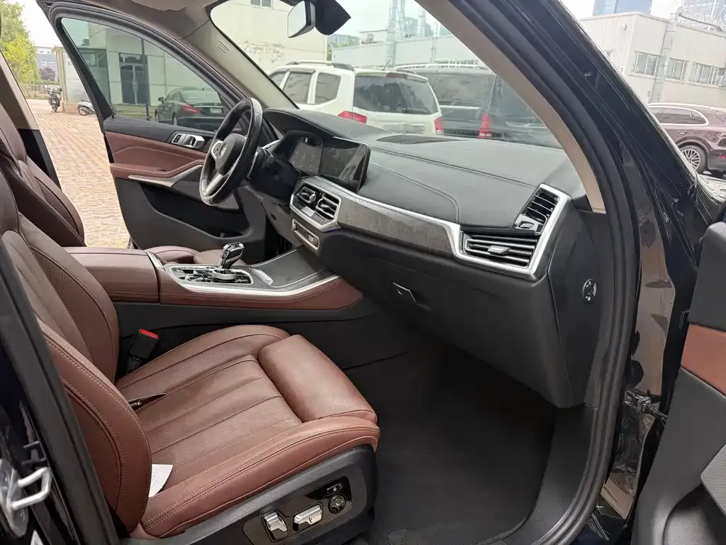BMW X5 (Import) — фото 10