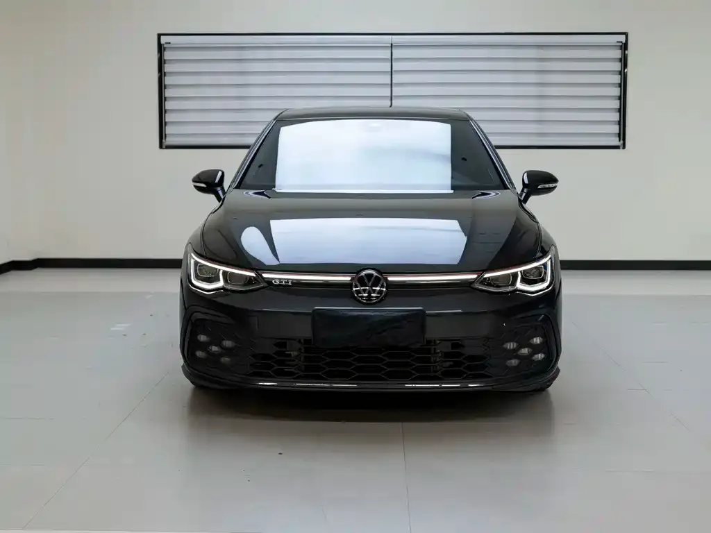 Volkswagen Golf GTI — фото 4