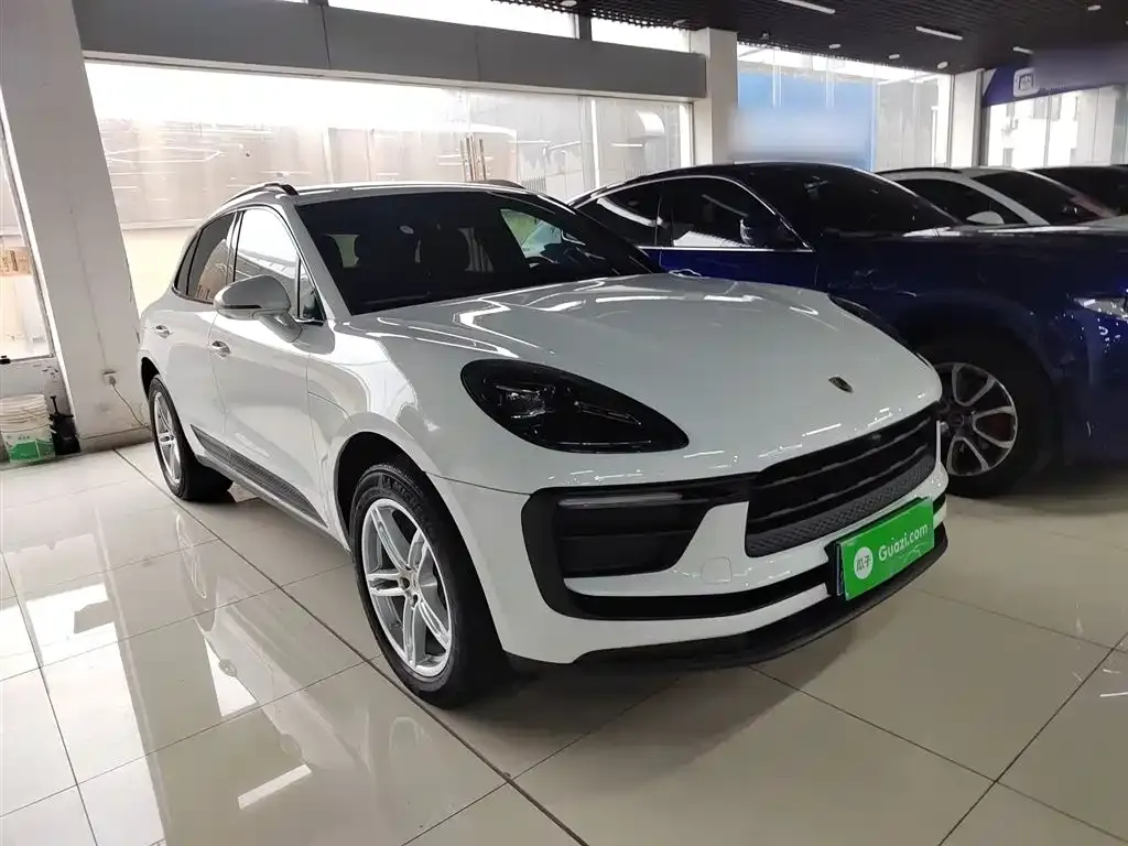 Porsche Macan — фото 8