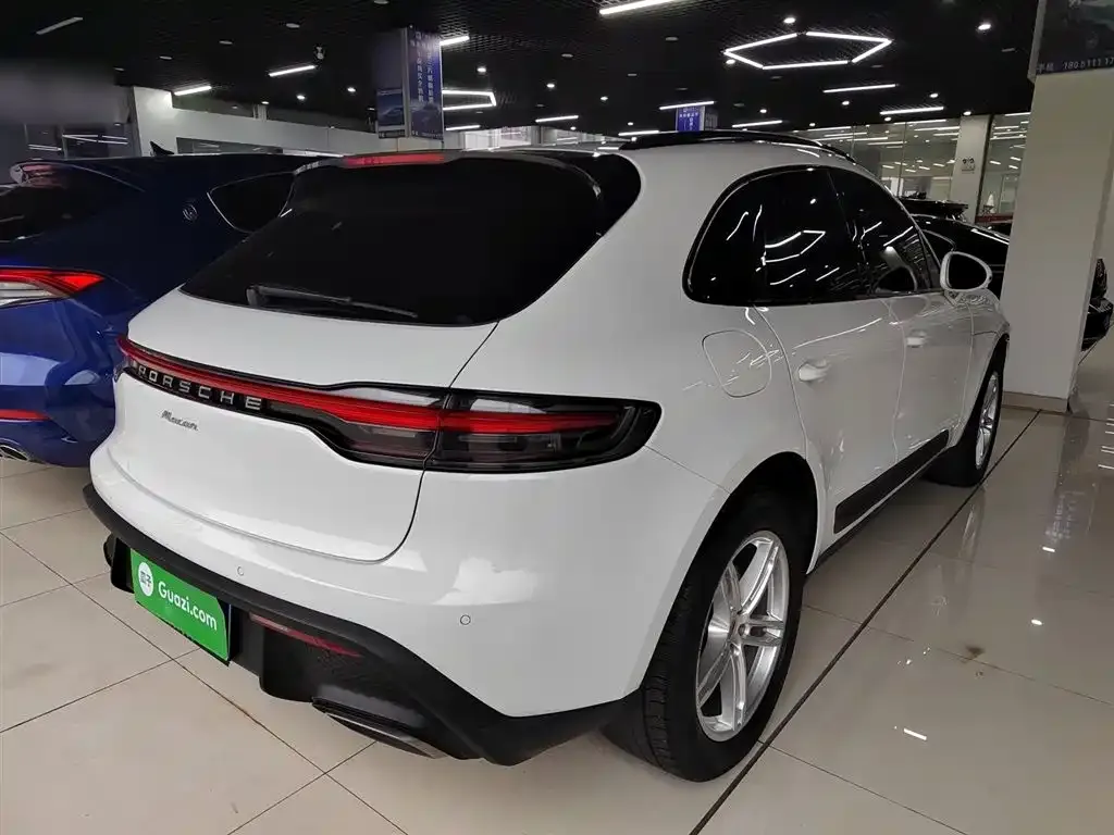 Porsche Macan — фото 7