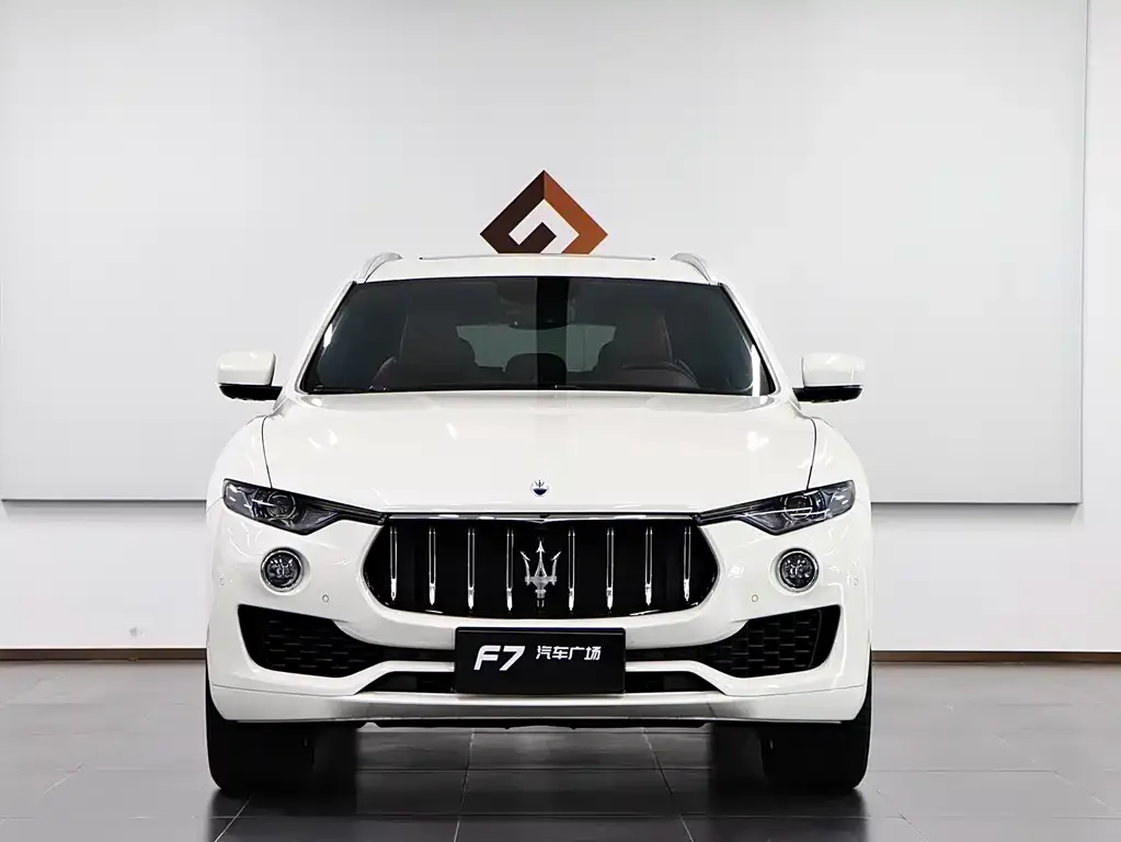 Maserati Levante — фото 3