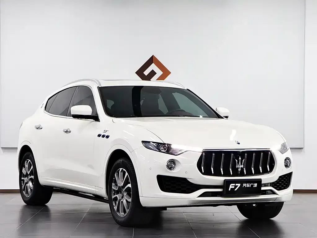 Maserati Levante — фото 6