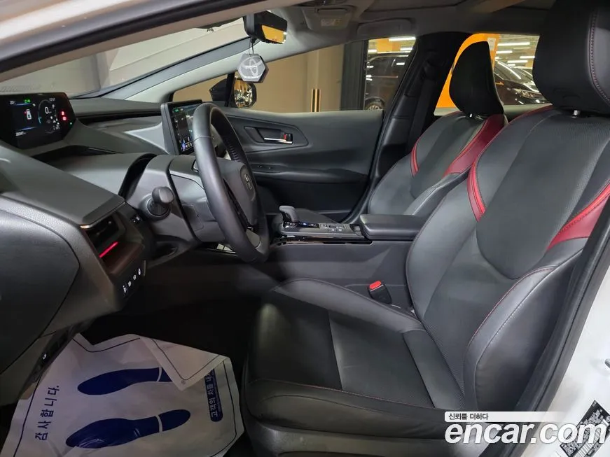Toyota Prius — фото 8