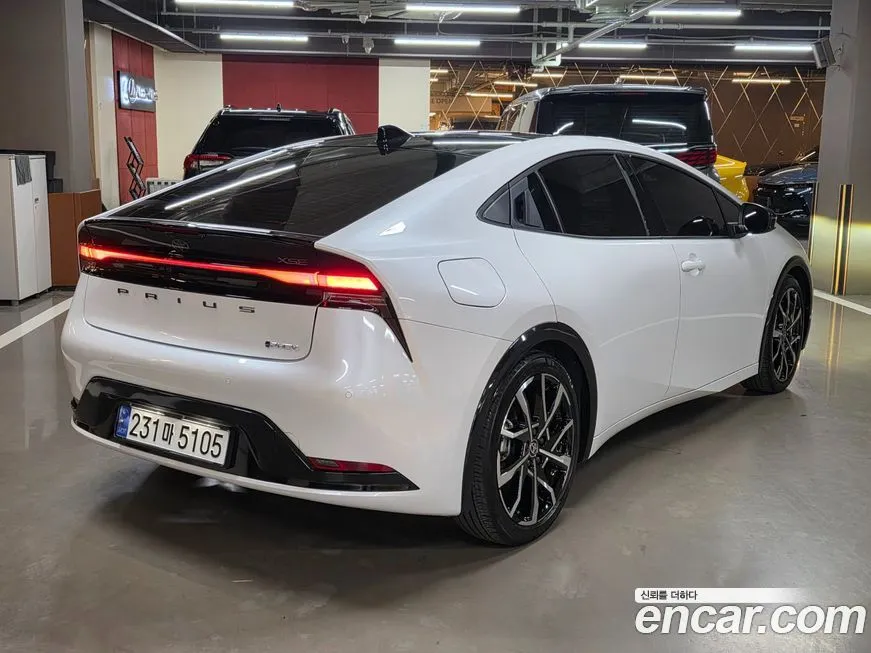 Toyota Prius — фото 4
