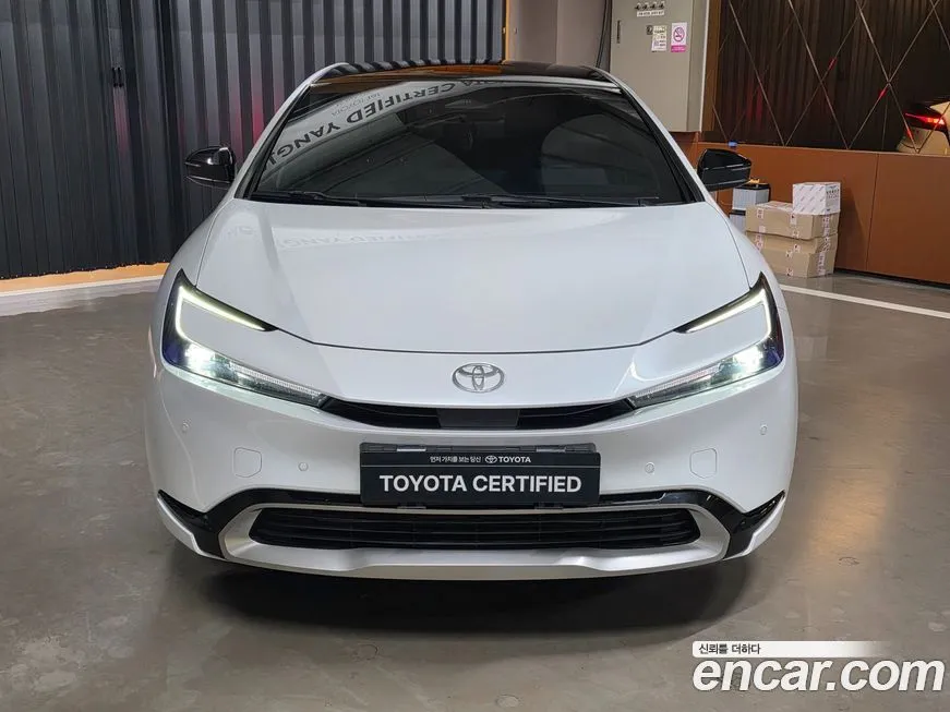 Toyota Prius — фото 10
