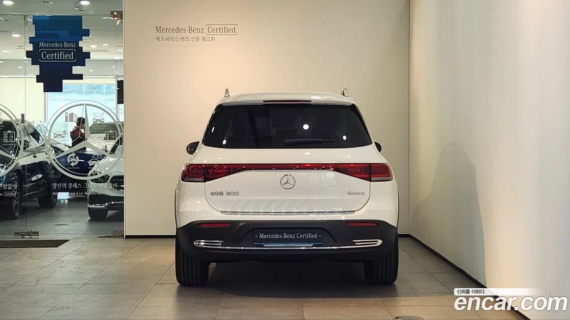 Mercedes-Benz EQB — фото 4