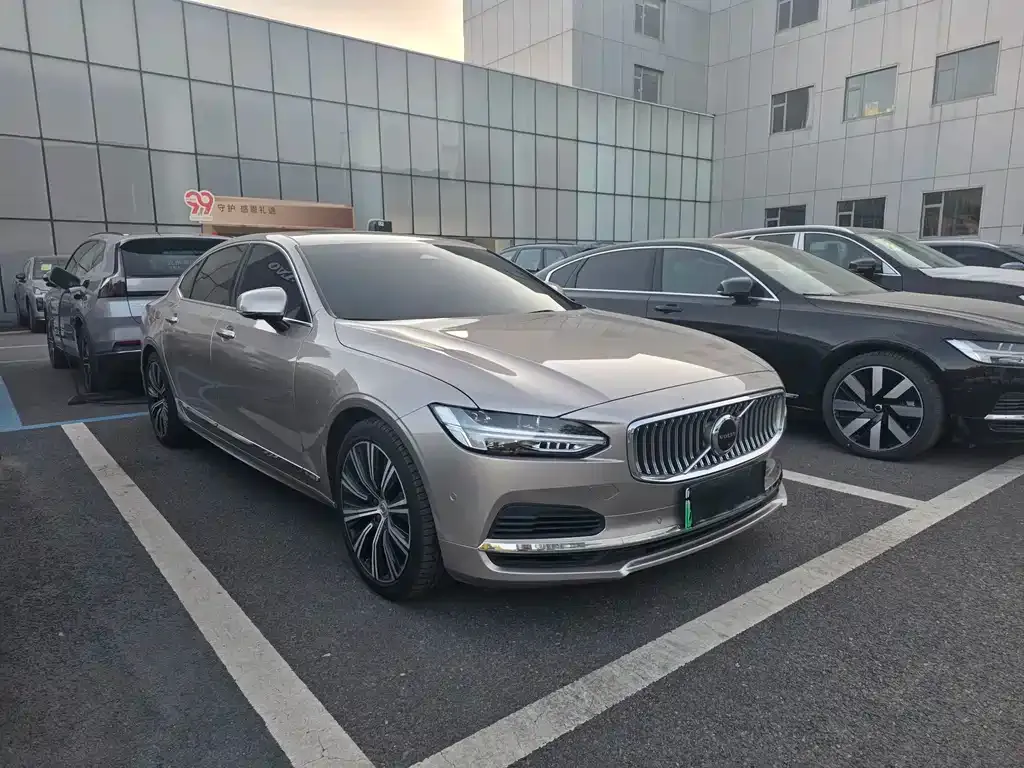 Volvo S90 PHEV — фото 9