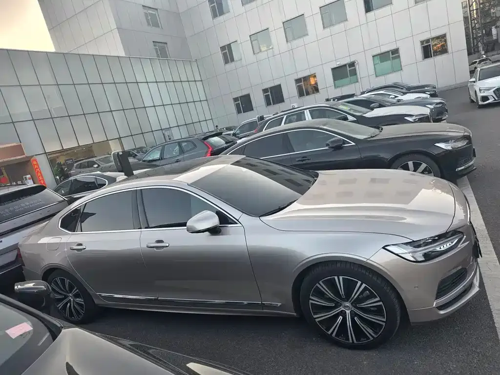 Volvo S90 PHEV — фото 8