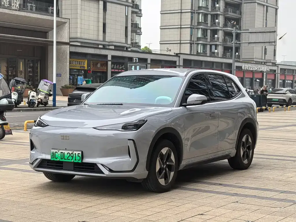 Geely Galaxy E5 — фото 1