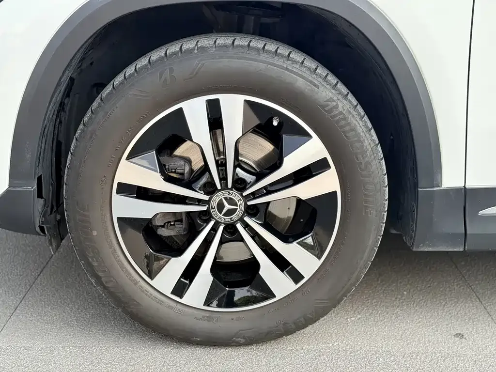 Mercedes-Benz GLA — фото 10