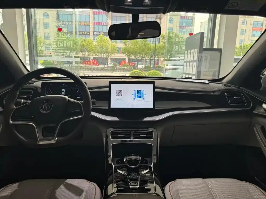 BYD Qin PLUS — фото 9