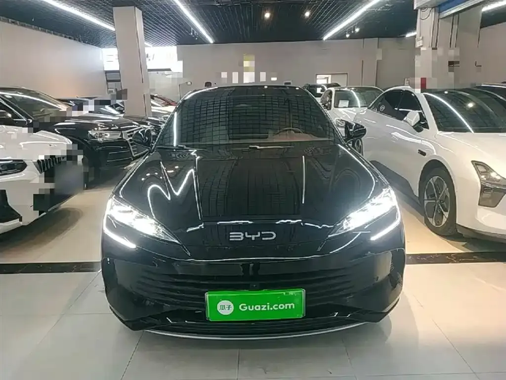 BYD Seal — фото 8