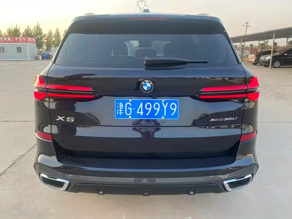 BMW X5 — фото 2