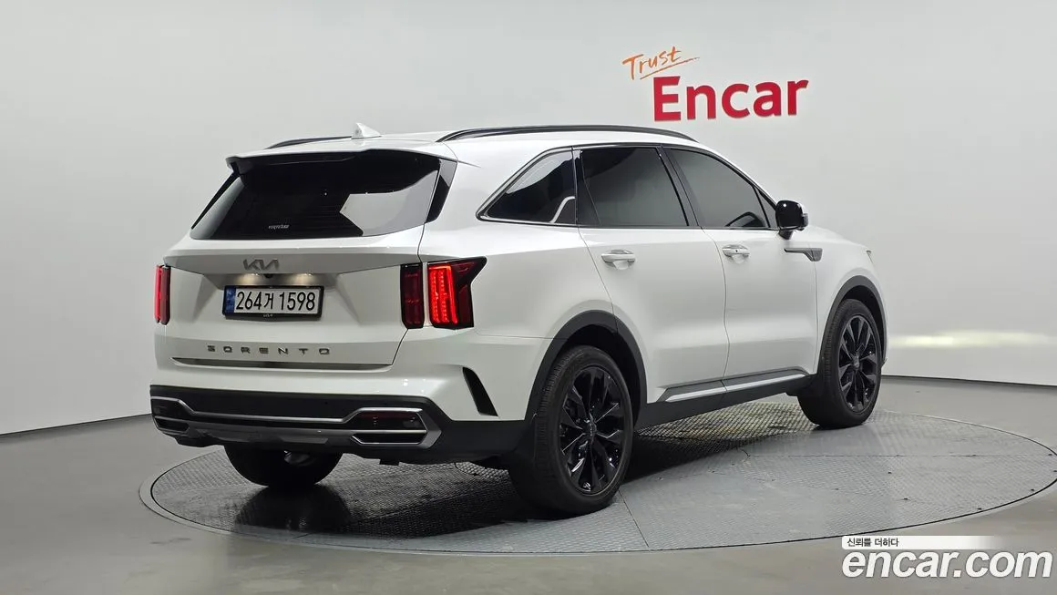 Kia Sorento — фото 4