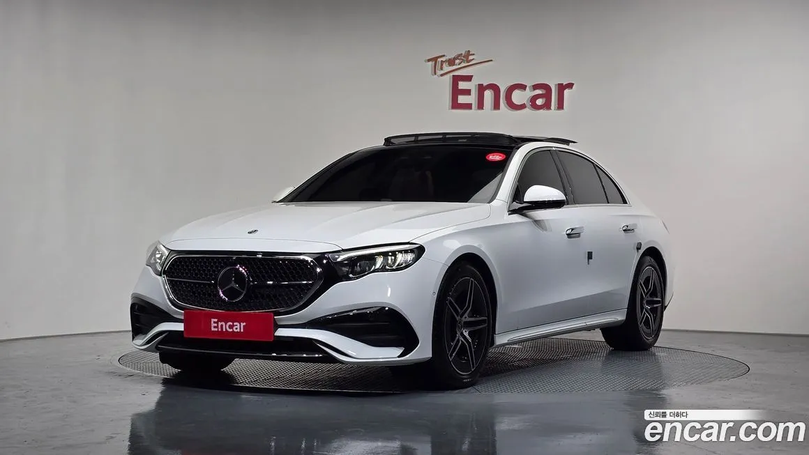 Mercedes-Benz E-Class — фото 1